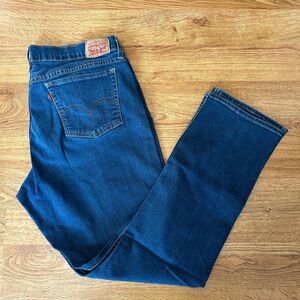 Levi's 414 Relaxed Straight Jeans
